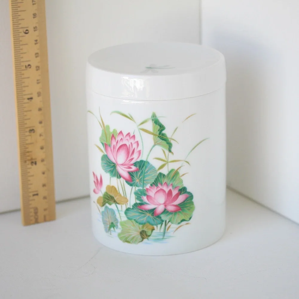 KAISER Porcelain Lotus Flower Round Container Pink, White and Green